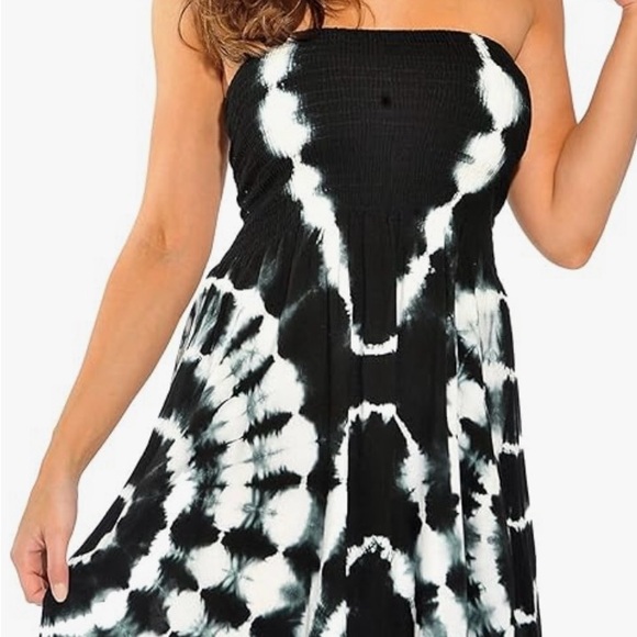 Riviera Sun Dresses & Skirts - Elegant Strapless Black and White Dress